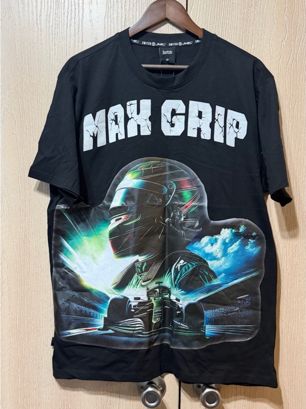 MAX GRIP Black Graphic Racing Tee - Unbranded